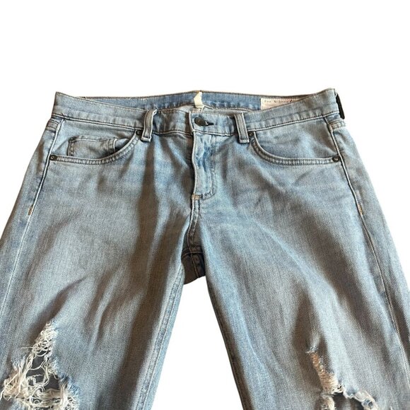 Rag & Bone Dre Capri Distressed Jeans Casual Light Wash Marina Size 28 Women's - Picture 2 of 12